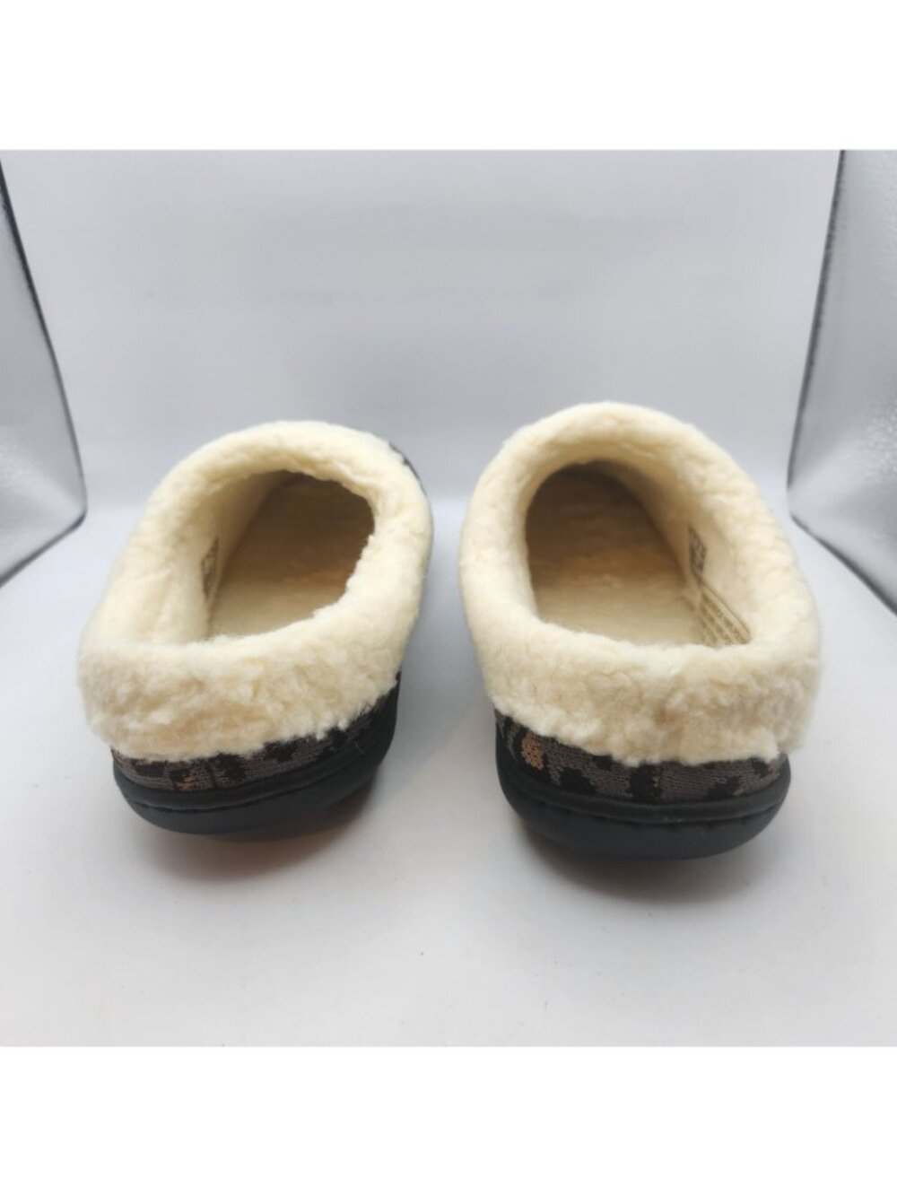 Clarks Cloudsteppers Cheetah Print Gray Vegan Fabric Slipper Shoe US 7 UK 4.5 - Picture 7 of 8